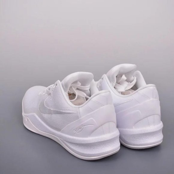 Nike Zoom Kobe 8 Rotro Size10 - Picture 3 of 9